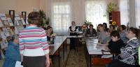 Полетаева, директор Климовской библиотеки, приветствует участников гражданского форума